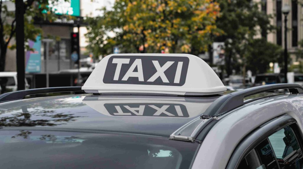 Názov Taxi na streche auta