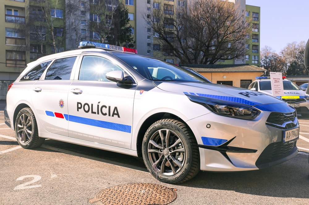 nove policajne auto