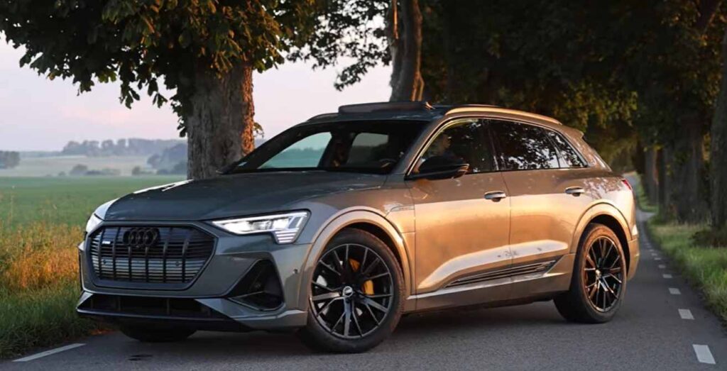 Audi E-Tron na ceste