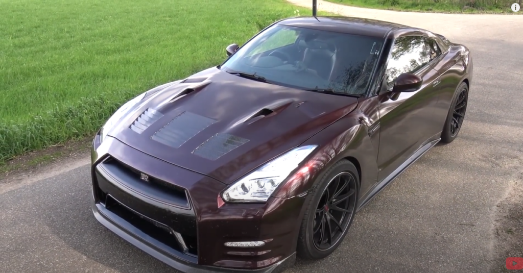 Nissan GT-R, prezývaný 