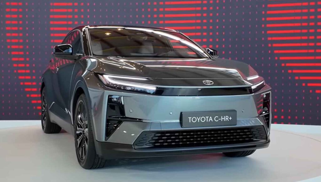 Nová Toyota C-HR+